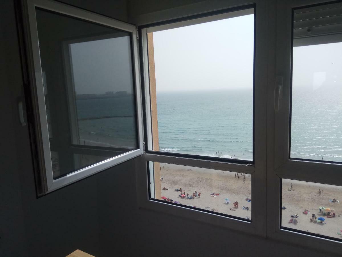 Ferienwohnung Guesting Ladreda Cádiz Exterior foto