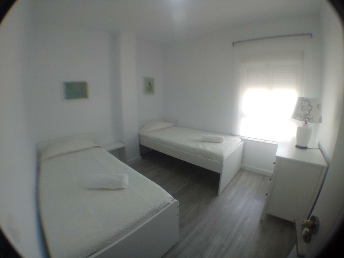 Ferienwohnung Guesting Ladreda Cádiz Exterior foto